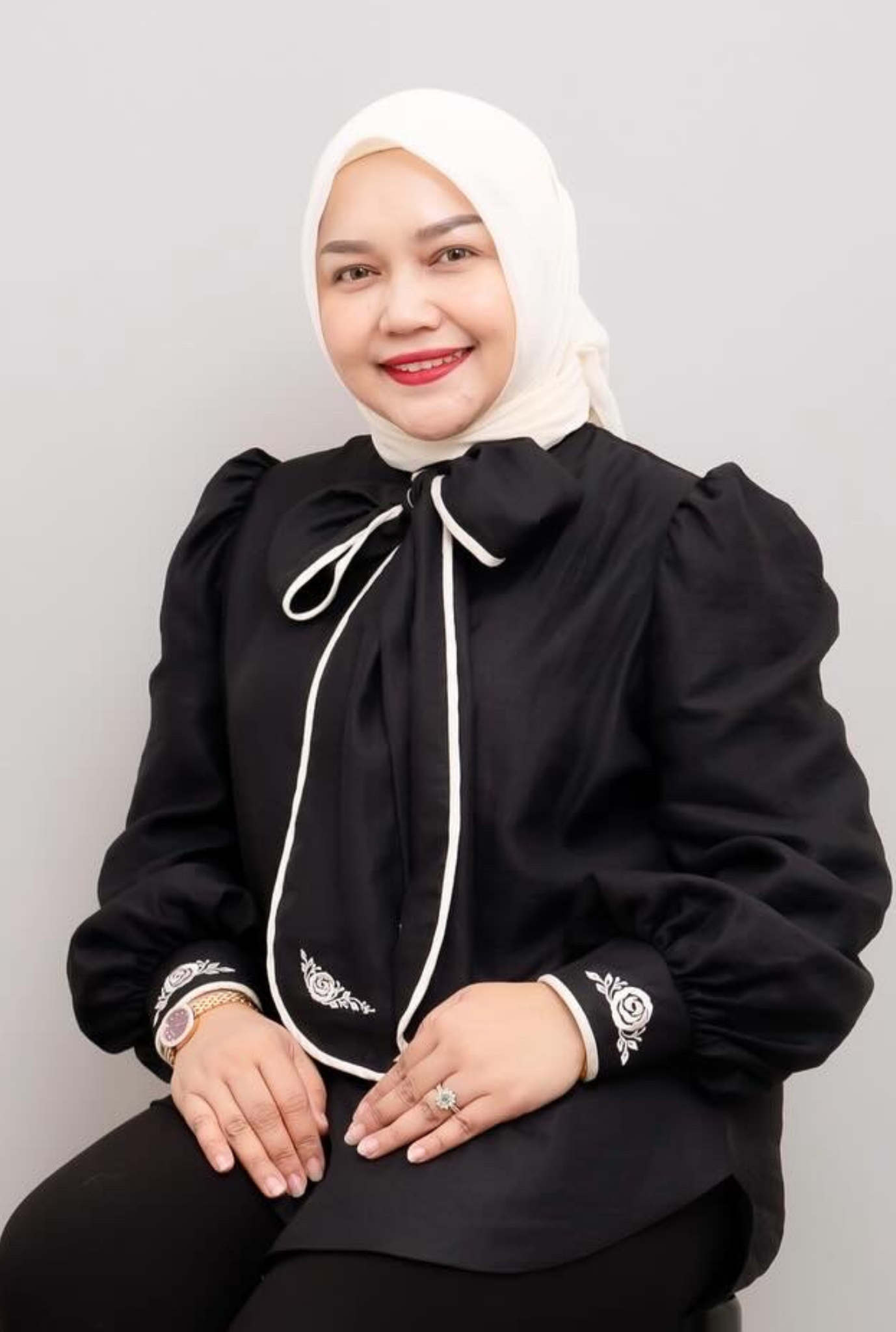Dr. Neka Erlyani, S.Psi, M.Psi, Psikolog
